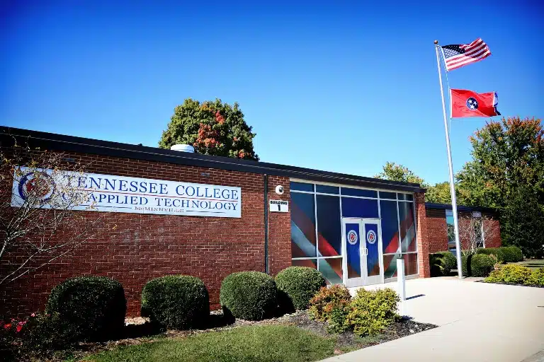 DCHS Partners with McMinnville TCAT for Dual Enrollment