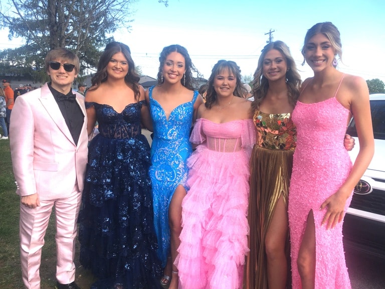 2024 DCHS Prom Night: Jacob Hendrix, Jade Mabe, Ella Hendrixson, Caroline Tobitt, Ella VanVranken, and Chloe VanVranken