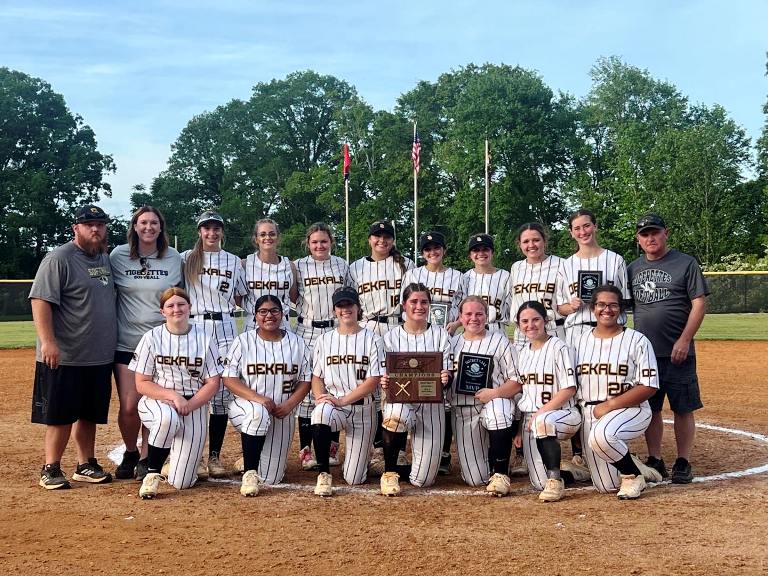 The DCHS Tigerettes (22-5) won the Region Softball Tournament Championship Wednesday evening beating Lawrence County 11-1 on the road. The Tigerettes will host Lenior City in a sectionals showdown set for Friday, May 16 in Smithville at the Danny Bond Field. WJLE will have LIVE coverage. Lenior City lost to Heritage 10-0 Wednesday
