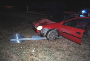 Occupants of 2005 Dodge Neon flee after the car runs over stop sign at South Mountain and Hayes Street