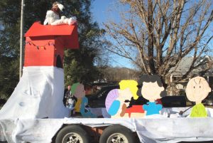 Oakley’s Thrift Store of Smithville took 1st place at Liberty Parade for their float entry depicting the peanuts comic strip characters in the Liberty Christmas Parade