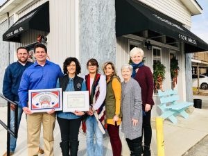 Chamber Presents Community Improvement Award to Headlines Salon : Pictured: Smithville Mayor Josh Miller; Jimmy Poss; Owner J.J. Poss; Stylist Dana West; Chamber Vice-President Beth Adcock; Kathy Hendrixson, Chamber Director Suzanne Williams.