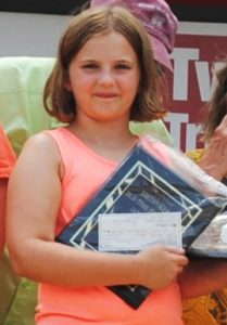 Hailey Bryant won the top Jamboree award Saturday as the best fiddler in the National Championship for Country Musician Beginners.