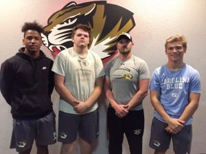 Catch WJLE’s “Tiger Talk” program tonight (Friday) at 6:30 p.m. featuring Tiger football players Tyzaun Ladet, Caven Ponder, Coach Steve Trapp, and Tiger player Nathaniel Crook. John Pryor, the Voice of the Tigers, is the host of the program.