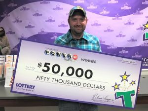 A lucky Tennessee Lottery Powerball player in DeKalb County recently won $50,000. Jason Moore purchased the winning ticket at Kwik N Ezy Exxon in Smithville.