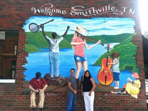 Local Attorney Gayla Hendrix and local Muralist Scott Shaw unveil “Hometown”. A new mural on the side of Hendrix’s law office