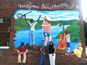 Local Attorney Gayla Hendrix and local Muralist Scott Shaw unveil “Hometown”. A new mural on the side of Hendrix’s law office