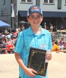 Noah Goebel was named winner of the Nolan Turner Memorial Entertainer of the Year award for Beginners. The honor is presented to the best overall instrumental entertainer among winners in the dobro guitar, mandolin, five string banjo, and flat top guitar competition.