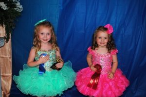 DeKalb Fair Toddler Show: Girls (37 to 47 months) Winner: Adalyn Cate Meadows (left), 45 month old daughter of Caitlin Anderson and Nate Meadows of Smithville. Runner-up: Carrigan Elise Cox (right) 37 month old daughter of Brandon and Whitney Cox of Smithville