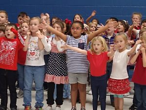 Smithville Elementary School Students Pay Tribute to Veterans (View video here)