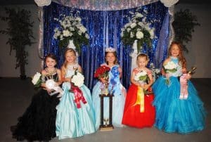 DeKalb Fair Little Miss Royalty: left to right – Third runner-up Neyland Hadlee Garrett, 5-year-old daughter of Ryan and Erica Garrett of Liberty; First runner-up Haddeigh Grace Harvey, 5-year-old daughter of Chad and Kayla Harvey of Alexandria; Little Miss Kendyl Reign Atnip, the 6-year-old daughter of Brooke Hutchings and Cody and Kimberly Atnip of Liberty; Second runner-up Dallas “Toby” Agee, 5-year-old daughter of Donny and Stephanie Agee of Smithville; and Fourth runner-up Ansley Grace Snow, 6-year-old daughter of Andy Snow and Ashleigh Snow of Smithville