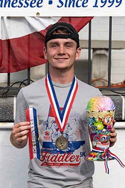 2022 Fiddler 5K Overall Male Champion Matthew Sinclair - 00:19:17 (Photo by Luton’s Media)