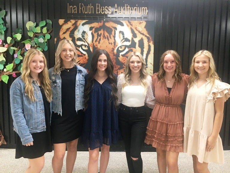  The 2022 Homecoming Queen at DeKalb County High School is Senior Reese Williams (pictured third from left). The attendants pictured left to right are: Freshman Deanna Agee, Senior Carlee West, Queen Reese Williams, Senior Hannah Trapp, Junior Sadie Moore, and Sophomore Caroline Crook. Spirit Week Activities will be next week September 26-30  including a Homecoming Parade on Friday, September 30 from the school to downtown and the DCHS Homecoming Football Game against Livingston Academy Friday night, September 30 at 7 p.m.