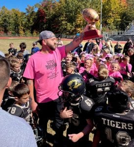 The DeKalb County Junior Pro Football Pee Wee Tigers (ages 6 &7) completed an undefeated 9-0 season in October defeating the Fentress County Bulldogs 19-18 in double overtime to claim the Championship of the Middle Tennessee Youth Football Conference. This Junior Pro “Super Bowl” Conference Classic was played at York Institute in Jamestown.