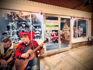 Third Place for Christmas on the Square Live Window Winners! Real Source! (Provided by Chamber of Commerce)