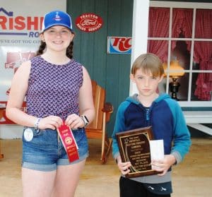 Beginners Flat Top Guitar: First Place- Immanuel Roberts of Fort Payne, Alabama (RIGHT); Second Place- Regan Brown of Springfield (LEFT),; and Third Place- Campbell Collier of Gallatin (NOT PICTURED)