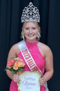Deanna Marie Agee, 15-year-old daughter of David and Dama Agee of Smithville was crowned Fall Fest Queen in the age 15-18 category Saturday in the pageant sponsored by the Last Minute Toy Shop