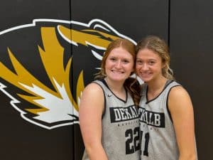 WJLE will have LIVE coverage tonight (Tuesday, December 12) as the DCHS Tigers and Lady Tigers host Smith County beginning with the girls game at 6 p.m. followed by the boys contest. Coverage begins with Tiger Talk at 5:40 p.m. featuring Coaches Joey Agee and Brandy Alley with players Jon Hendrix, Seth Fuson, Ella VanVranken, and Avery Agee along with host John Pryor, the Voice of the Tigers and Lady Tigers.