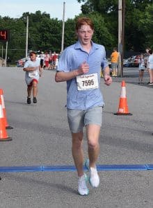 A Brentwood teen repeated as the overall winner of the Fiddler 5K and One Mile Fun Run . For the 26th annual Fiddler 5K, 17-year-old Callahan Fielder ran the course in 16:43. His time last year was 16:16 seconds.