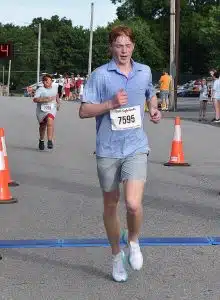 A Brentwood teen repeated as the overall winner of the Fiddler 5K and One Mile Fun Run . For the 26th annual Fiddler 5K, 17-year-old Callahan Fielder ran the course in 16:43. His time last year was 16:16 seconds.