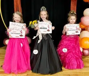 More Fall Fest Pageant Winners from Saturday. Category 4-6 years: Queen: Brynlee Allana Rankhorn (center), 6 year old daughter of Ashlee and Jacob Rankhorn of Rock Island. She was awarded for prettiest eyes and smile. First runner-up: Annabelle Bowen (left), 5 year old daughter of Jacob and Kayla Bowen of Liberty. Bowen was honored for prettiest hair, attire, and most photogenic. Second runner-up: Thea Kate Emberton (right), 5 year old daughter of Josh and Katie Emberton of Smithville.