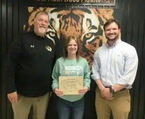 A 12th grader has been awarded “Student of the Month” for March at DeKalb County High School. 18-year-old Katya Hennessee, daughter of Brad and Renee Hennessee, was surprised to learn Tuesday that she had been named the recipient of the honor which included a certificate and a gift card for a meal at El Rancho Mexican Restaurant. She is pictured here with DCHS Principal Bruce Curtis (left) and Assistant Principal Seth Willoughby (right)