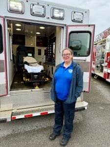 DeKalb EMS AEMT Jamie Parsley visits SES during Careers on Wheels Event