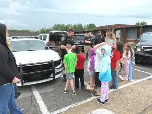 Smithville Police Department visits SES during Careers on Wheels Event