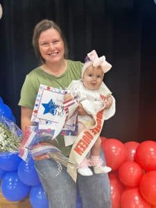 Jamboree Pageant Winner in the girls 1 day to 6 months category: Queen Andi Jo Oyster, 5 month old daughter of Coleman and Morgan Marie Oyster of Woodbury. She also received optional awards for Prettiest Eyes, Hair, Attire, Smile, People’s Choice and Most Photogenic.