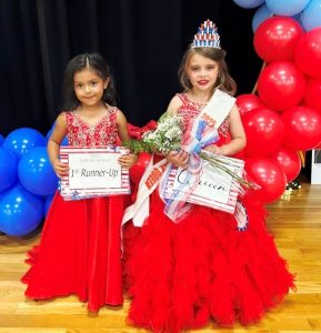 Aspen Dalton (right) was crowned the 2025 Miss Jamboree Queen in the age 4-6 category Saturday. She also won optional awards for Prettiest Attire, Most Photogenic, and the People’s Choice. First runner-up went to Jazmin Perez (left). She won for Prettiest Smile, Hair, and Eyes.