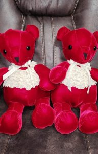 red velvet bears